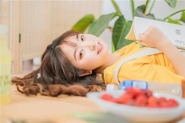 约会肢体接触机密文件：老铁必学的自然升温术-恋爱撩妹网-聊天话术|脱单方法|约会技巧|哄女生|牵手探探微信聊天案例|