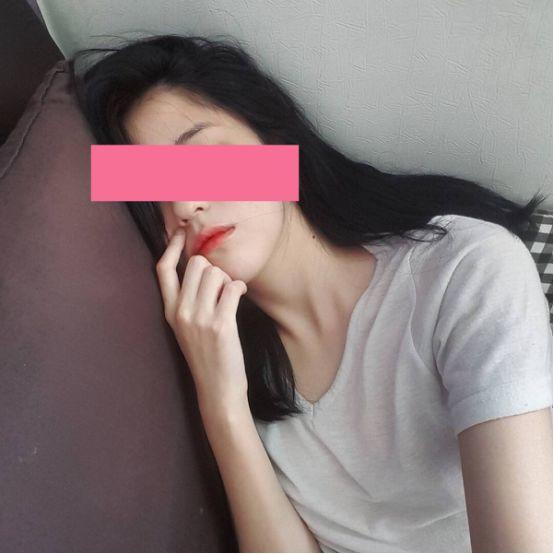 和女生暧昧许久案例，她突然问我：“我们是友谊吗？”