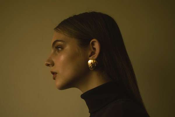 想要和女生暧昧却遭冷遇，是坚持还是放弃？高情商男人都这么做！-撩妹世界|免费书籍在线阅读