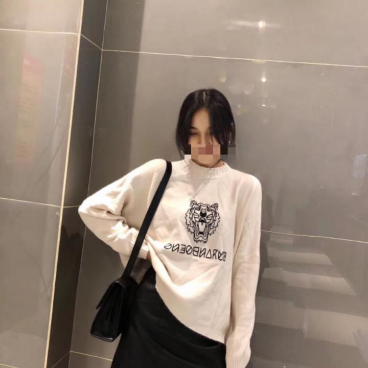 微信把妹追女生聊天案例：18岁的00后女神，开房后在床上叫了2小时的爸爸！