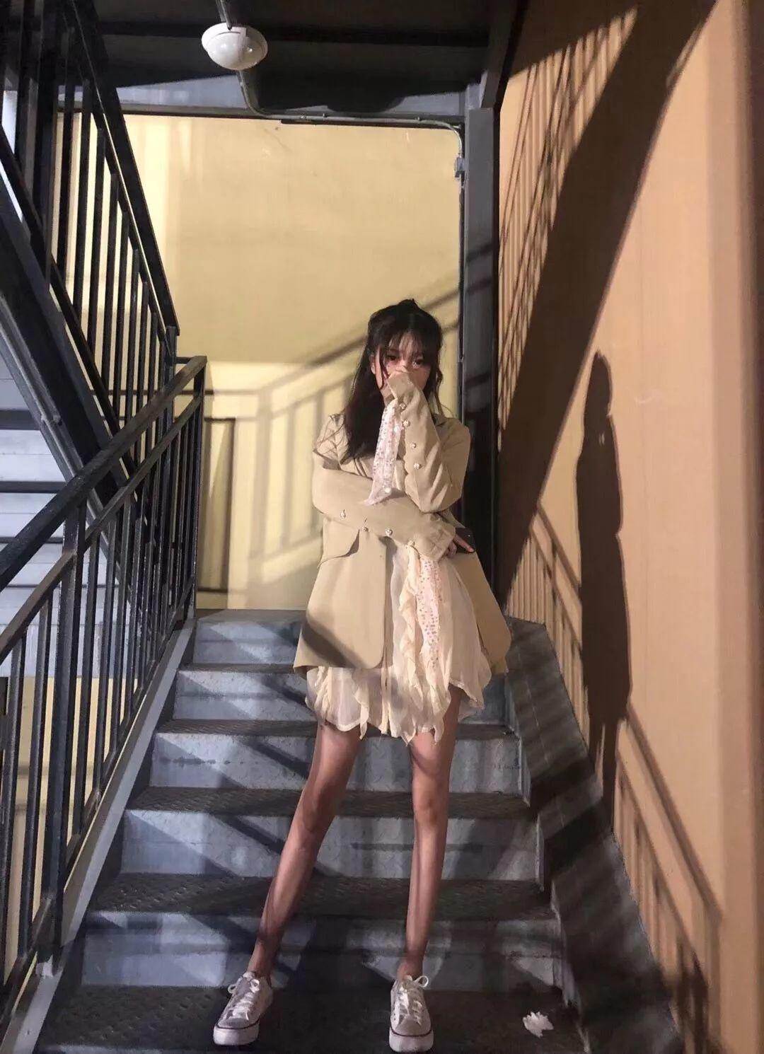 泡妞把妹聊天实战案例:那一晚她帮我约了一个大长腿闺蜜 泡妞把妹聊天实战案例:那一晚她帮我约了一个大长腿闺蜜