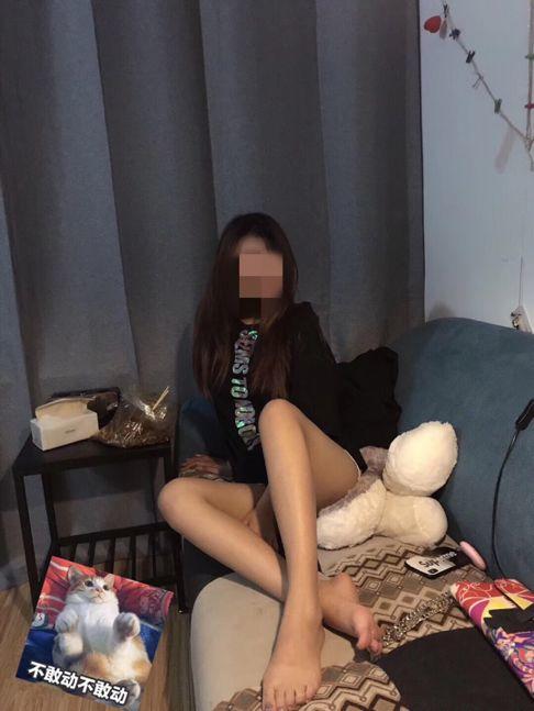 追女生聊天实战恋爱案例：你与春风皆过客，我携秋水揽星河。