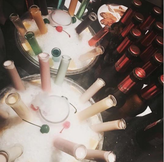 追女生聊天实战恋爱案例:闺蜜满分日记(中):KTV的“三园”博弈,大吉大利今晚先溜? 追女生聊天实战恋爱案例:闺蜜满分日记(中):KTV的“三园”博弈,大吉大利今晚先溜?