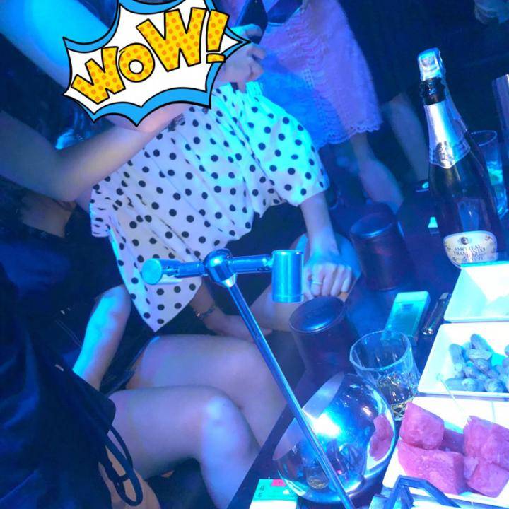 追女生实战约会技巧案例-闺蜜三人开着AMG C63想要灌醉我，结果被反杀