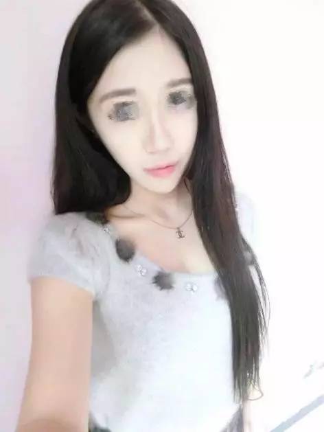 把妹实战聊天案例：我的长腿PAO友 竟然背着我……