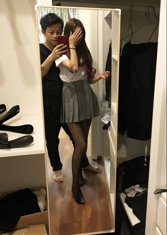 追女生约会案例：抢手正妹居然为我上演了情趣内衣秀