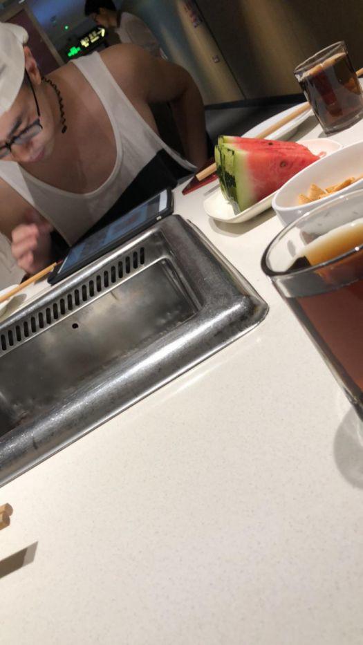 夜场泡妞约会案例-闺蜜满分日记(下):夜场蹦迪组,真正的女主角出场,臭弟弟你不行了! 夜场泡妞约会案例-闺蜜满分日记(下):夜场蹦迪组,真正的女主角出场,臭弟弟你不行了!