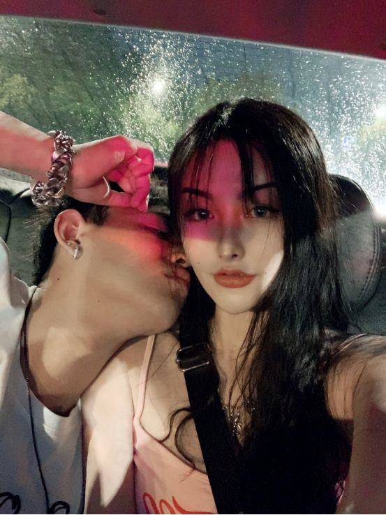 把妹实战聊天案例-杭州俄罗斯混血女：借我1W块，不然拉黑，最后却相约普吉岛（上）