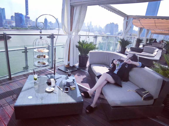 泡妞把妹聊天实战案例：这个白富美跨越千里来找我（上）