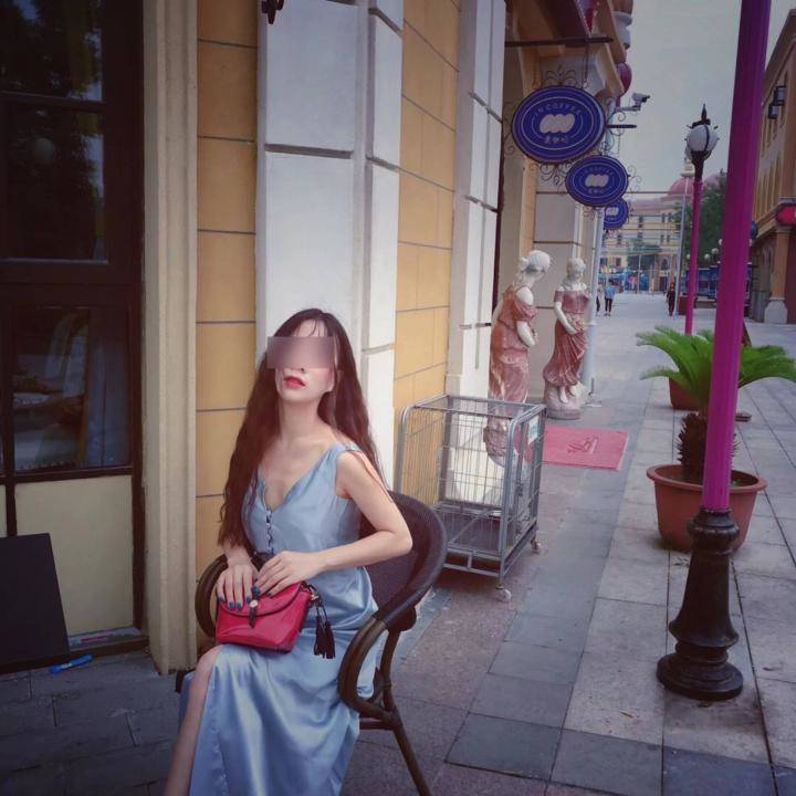 【追女生聊天约会异地撩妹】如何让175高分妹从外地赴约？