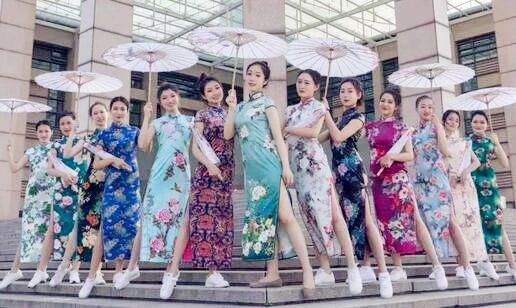 把妹泡妞案例-邂逅韩国美女DJ：三天两夜深入交流，让她爱上中国男人-撩妹世界|免费书籍在线阅读