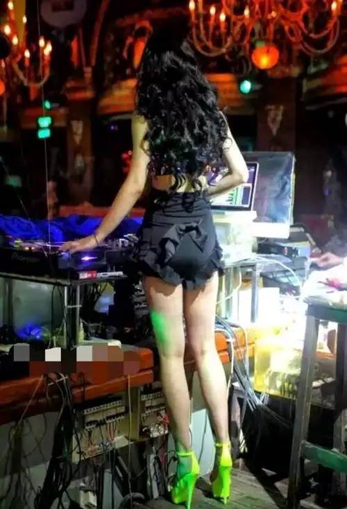 把妹泡妞约会案例-成都，民宿里做的爱才最激烈