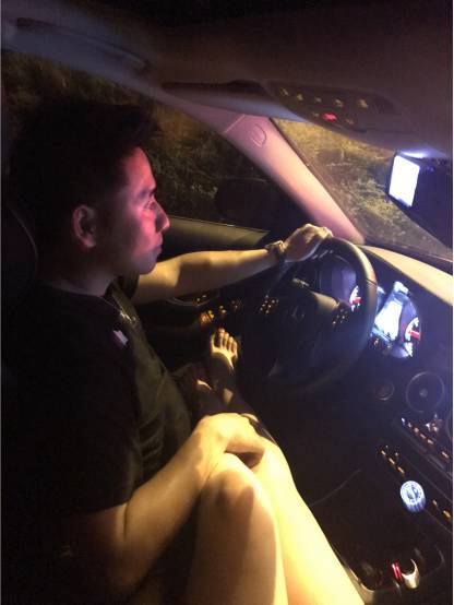 追女生聊天约会实战案例，性感高妹“车震”实录