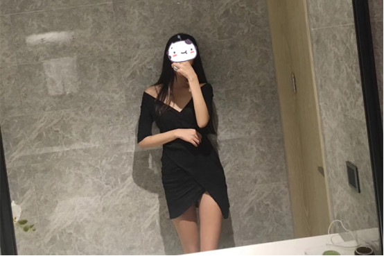 追女生实战聊天案例:在cocopark搭讪的174的长腿模特,半夜敲响了我的房门 追女生实战聊天案例:在cocopark搭讪的174的长腿模特,半夜敲响了我的房门