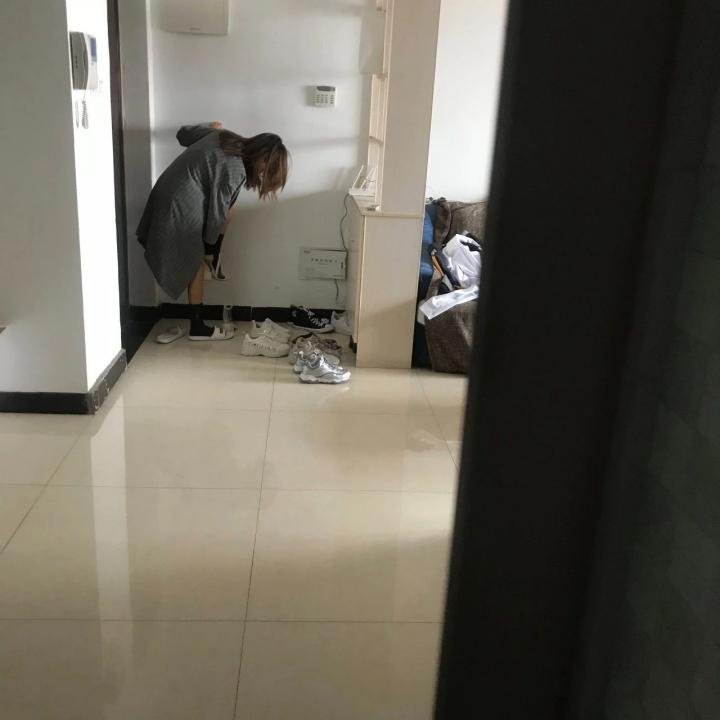 追女生约会实战案例-凌晨一点，网红小姐姐敲开了我的门