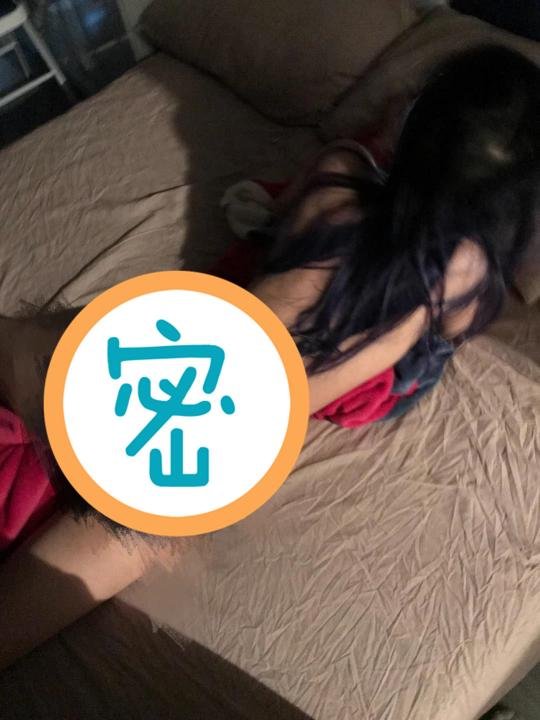 追女生约会套路揭秘：她说“我们抱着睡什么都不做”，真相却是……