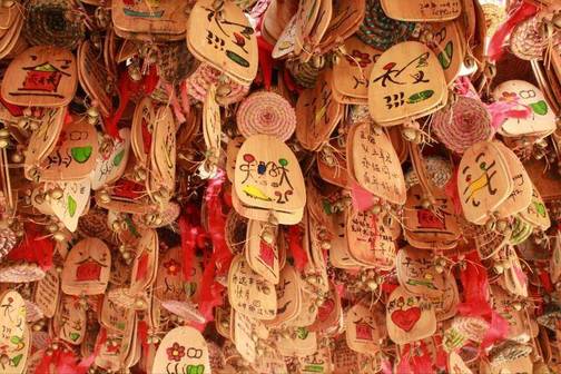 和女生约会气氛降至冰点,看我终极逆转案例!绝美夜色下与她相拥。 和女生约会气氛降至冰点,看我终极逆转案例!绝美夜色下与她相拥。