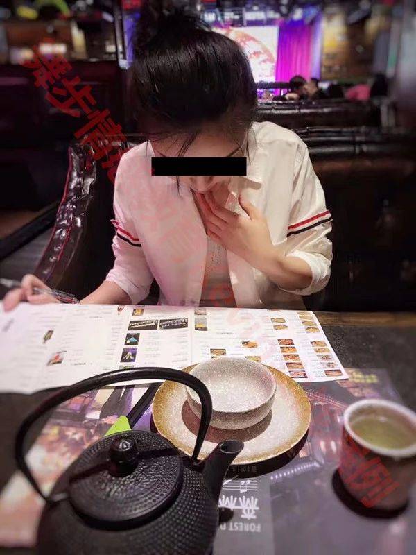 快速恋爱约会案例丨20句话，3个小时，她坐在我身上